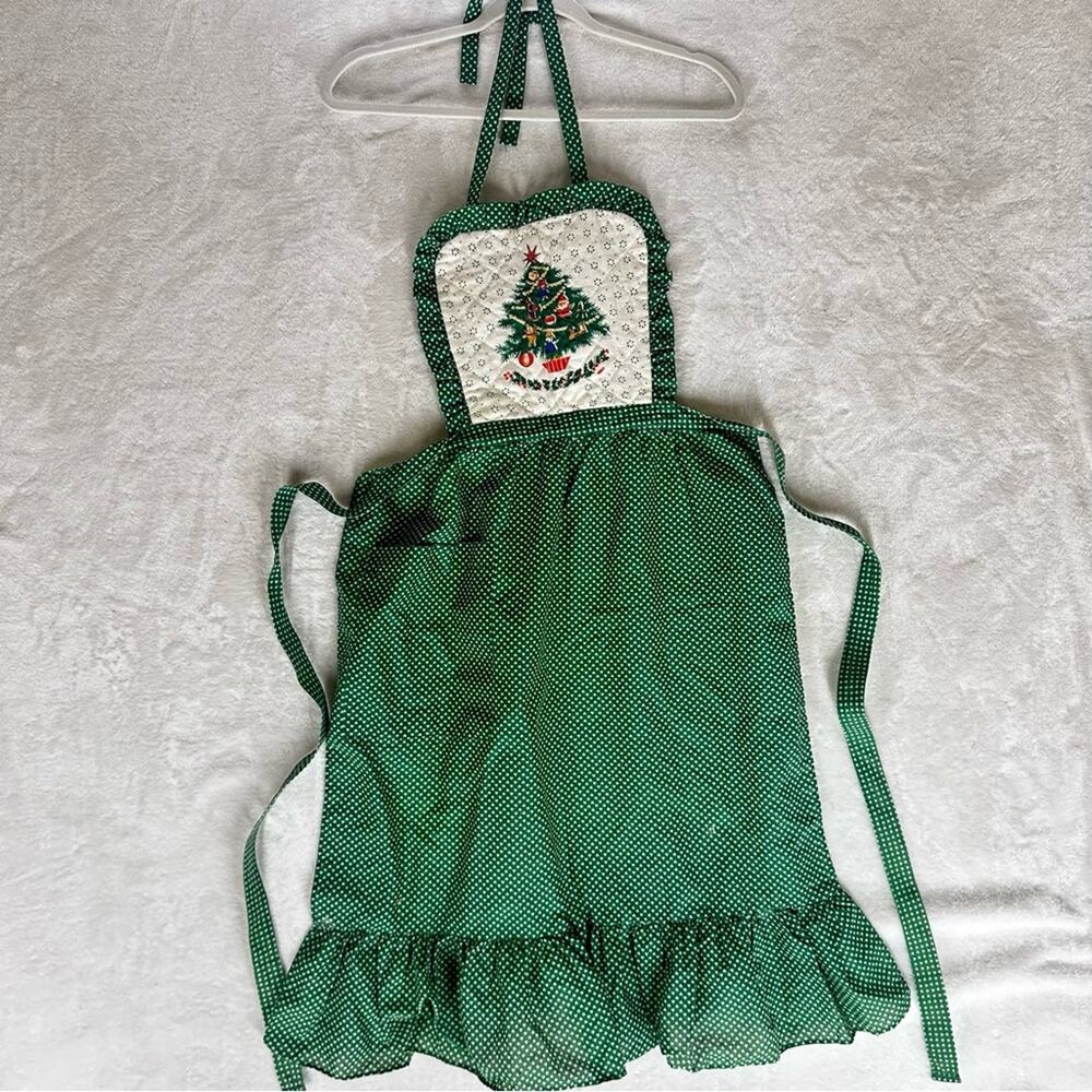 Vintage Christmas Apron with Tree Design and Hearts Green and White Ruffle Trim
